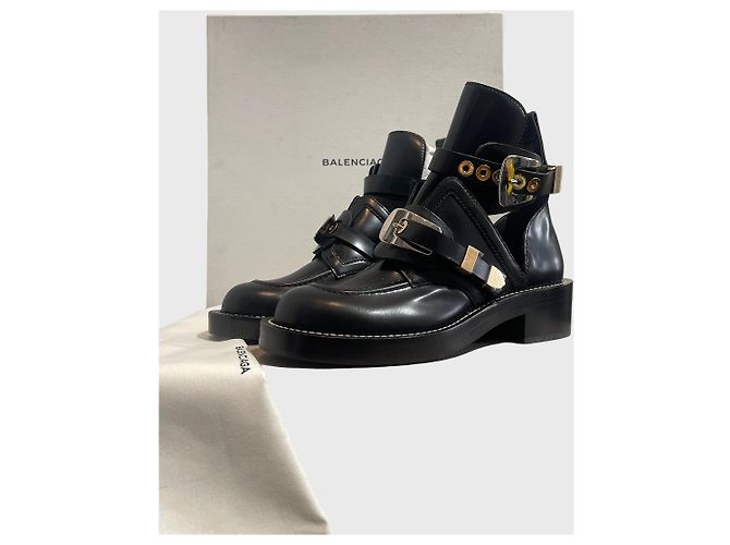 Stivaletti Balenciaga Bucke neri T.38 Nero - vista 7