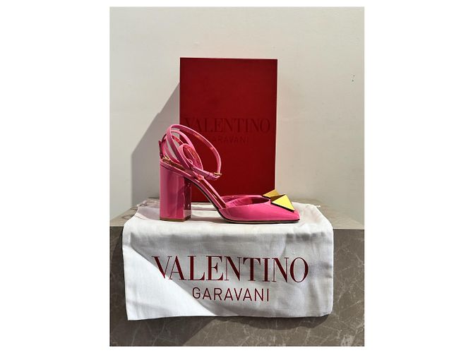 Valentino Garavani Décolleté Valentino rosa T.37,5 - vista 7