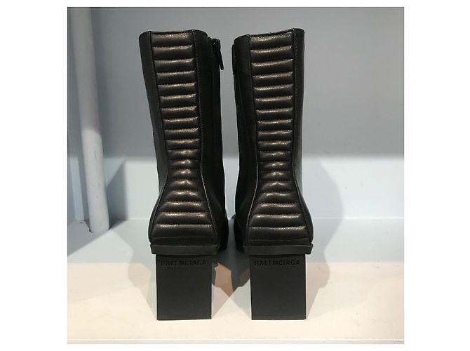 Balenciaga Boots schwarz T.38 - Ansicht 4