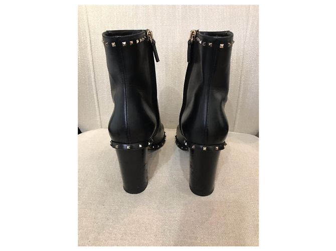 Valentino Garavani Botas Valentino negras T.38,5 Negro - vista 4