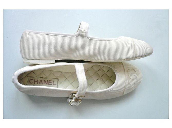 Chanel Bailarinas Mary Jane de lona blancas Blanco - vista 4