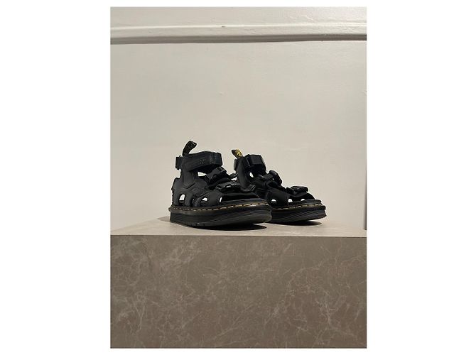 Dr. Martens Sandali Suicoke Boak x Dr.Martens T.38 Nero - vista 3