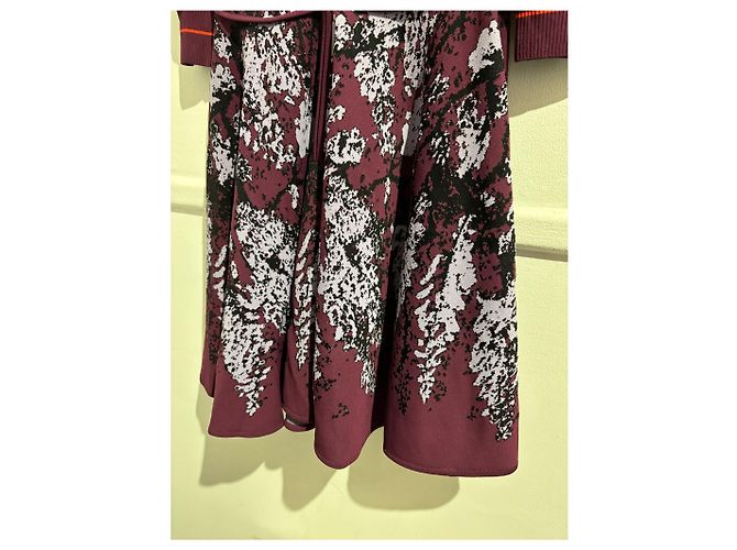 Elie Saab Strickkleid Lila mit Blumenmotiv - Ansicht 7