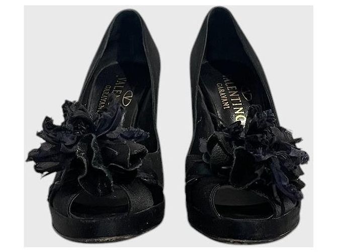 Valentino Garavani Décolleté Valentino nere T.37 Nero - vista 2