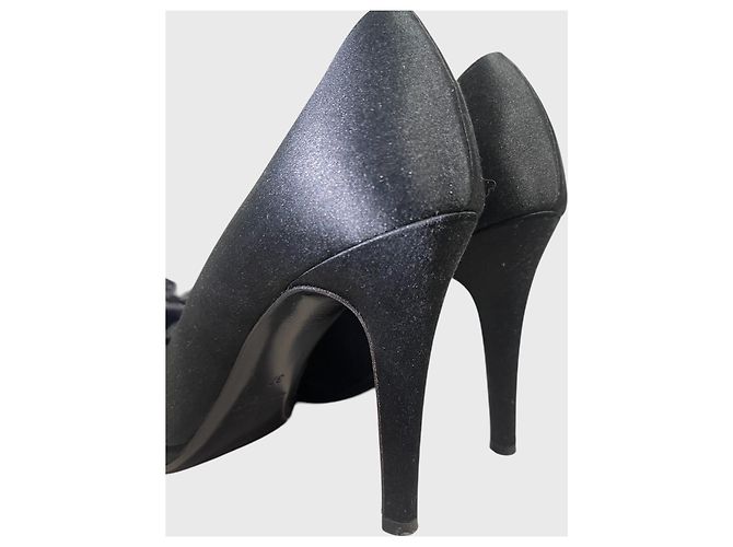 Valentino Garavani Décolleté Valentino nere T.37 Nero - vista 7
