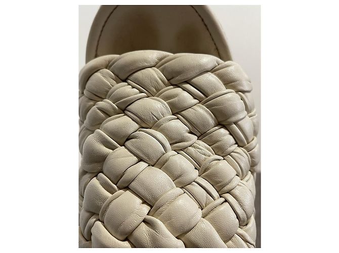 Mules Bottega Veneta écrue T.38 Beige - vista 11