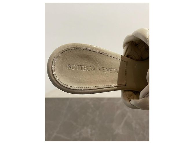 Mules Bottega Veneta écrue T.38 Beige - vista 13