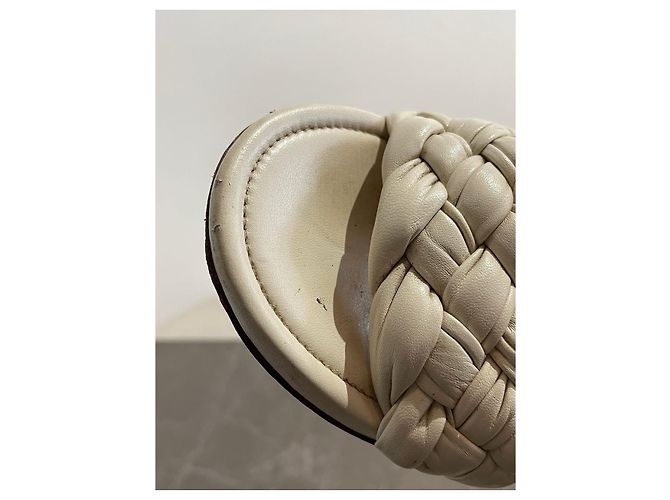 Mules Bottega Veneta écrue T.38 Beige - vista 7