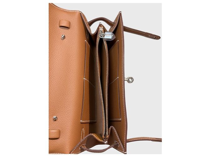 Bolsa Hermès Kelly To Go Camelo - vista 10