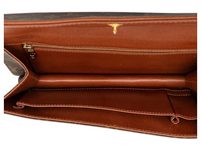 Borsa a pochette Louis Vuitton Monogram Pochette Dame GM marrone - vista 4