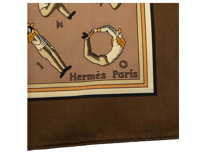 Foulard di seta Hermès Equestrian marrone 65 Scarves - vista 3