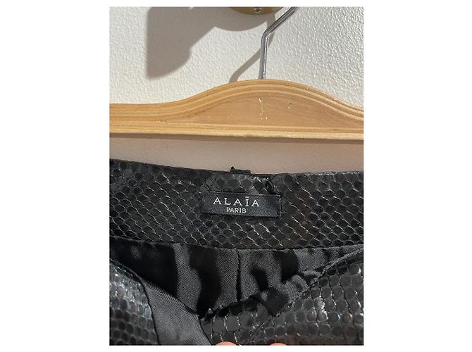 Short Alaïa schwarz T.38 - Ansicht 6