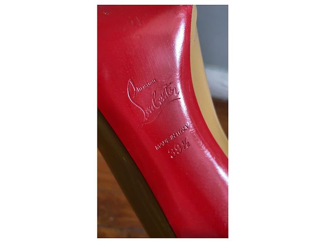 Décolleté Christian Louboutin T.39,5 Beige - vista 6