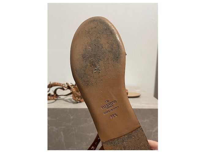 Valentino Garavani Sandali Valentino camel T.38.5 Cammello - vista 5