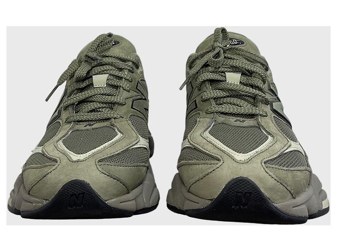 Sneakers New Balance 9060 T.45 Cachi - vista 4