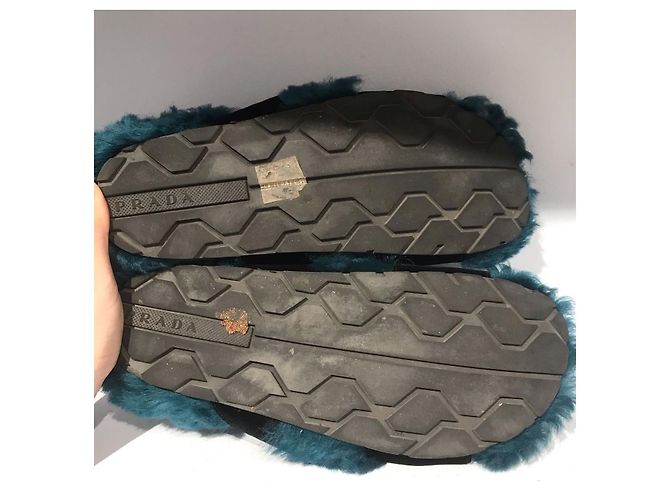 Mules Prada fourrure T.36 Bleu - vue 6