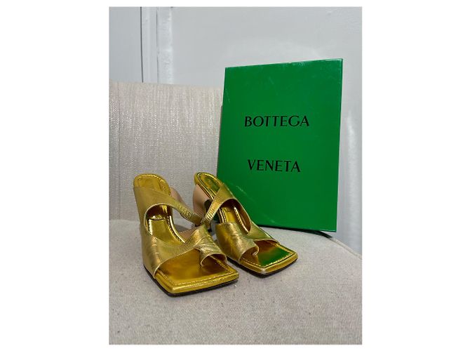 Sandali Bottega Veneta dorati T.38 D'oro - vista 9