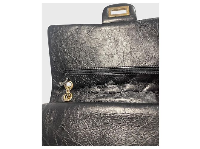 Chanel 2.55 Tasche aus schwarzem gestepptem Leder - Ansicht 10