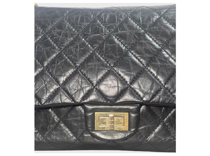 Chanel 2.55 Tasche aus schwarzem gestepptem Leder - Ansicht 2