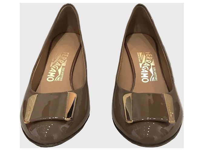 Décolleté Salvatore Ferragamo T.35.5 Cammello - vista 3