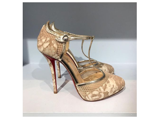 Décolleté Christian Louboutin T.37,5 Bianco - vista 2