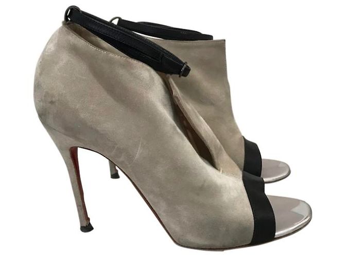 Botas Christian Louboutin grises T.37,5 Negro - vista 7