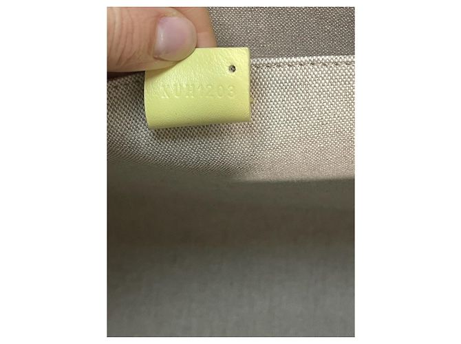 Sac Givenchy G-Tote jaune - vue 11