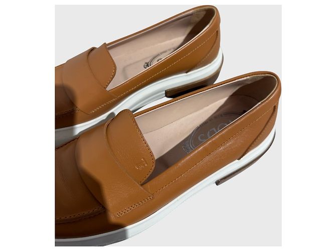Mocassini Tod's camel T.35 Cammello - vista 4