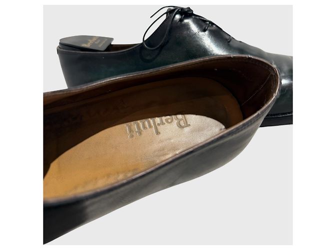 Scarpe Richelieu Berluti verdi T.44,5 Verde - vista 8