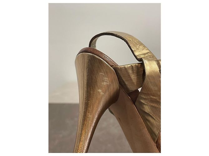 Sandali Miu Miu dorati T.38 D'oro - vista 10