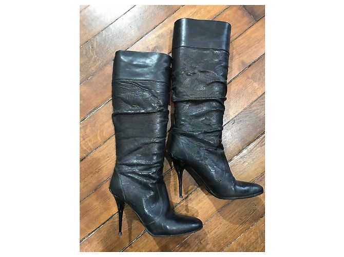 Burberry Stiefel aus schwarzem Leder Absatz 40 - Ansicht 3