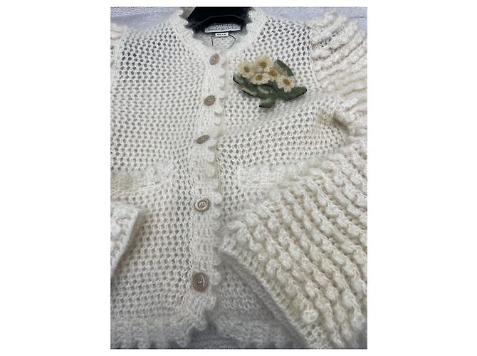 Gucci Strickjacke aus weißer Wolle mit Gänseblümchen Brosche Mehrfarben - Ansicht 4