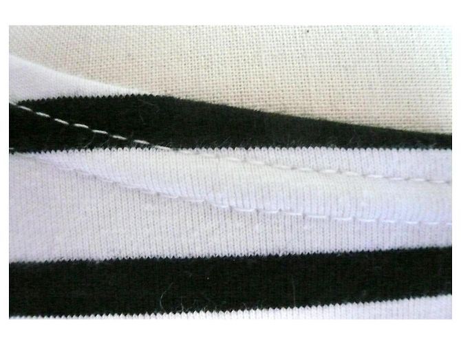 Chanel Top Marinière a Righe Bianco e Nero Monogramma TM - vista 6