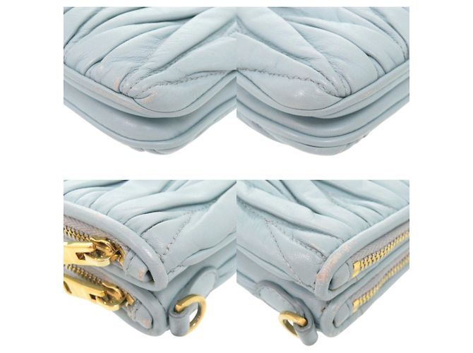 Borsa a tracolla in pelle Matelassé Logo Miu Miu Blu chiaro - vista 5