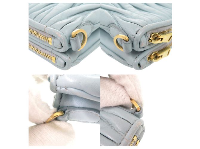 Borsa a tracolla in pelle Matelassé Logo Miu Miu Blu chiaro - vista 7