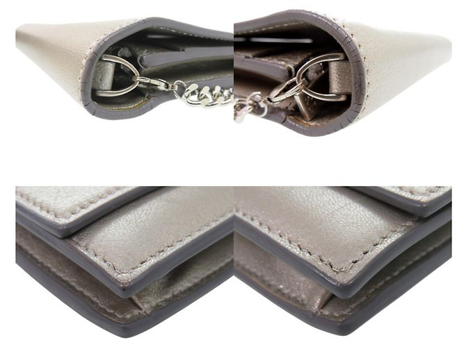 Ralph Lauren Schultertasche Portemonnaie aus silbernem Leder - Ansicht 4