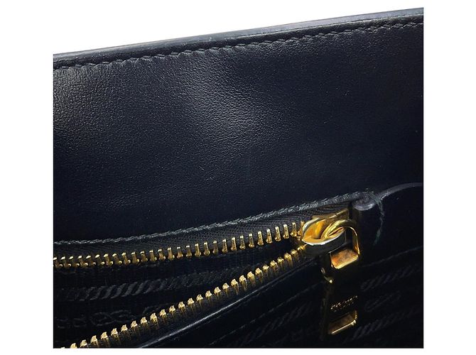 Sac à main Prada en cuir Saffiano Noir - vue 10