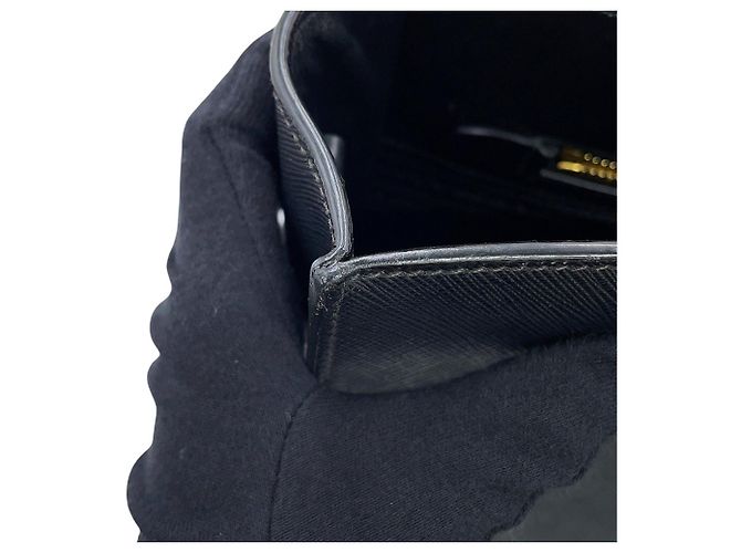 Sac à main Prada en cuir Saffiano Noir - vue 9
