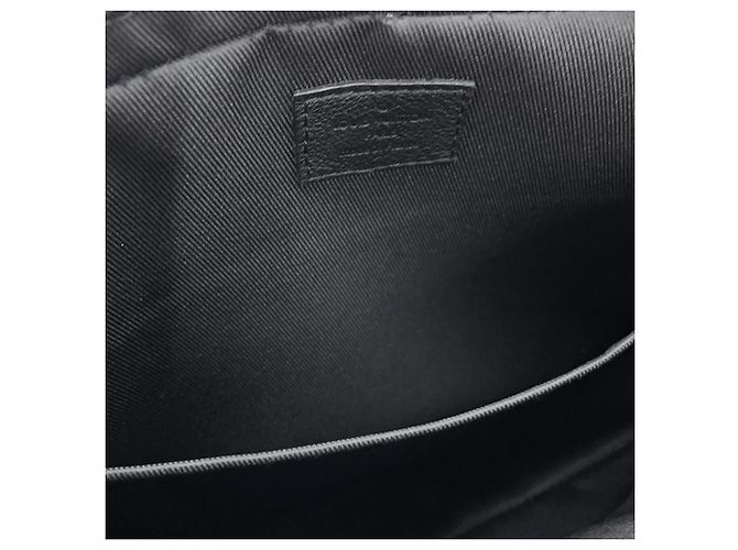 Sac à épaule Trio Monogram Shadow Louis Vuitton Noir - vue 10