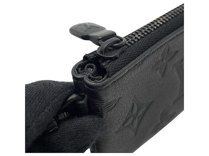 Sac à épaule Trio Monogram Shadow Louis Vuitton Noir - vue 13