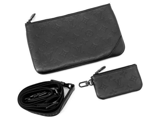 Sac à épaule Trio Monogram Shadow Louis Vuitton Noir - vue 18