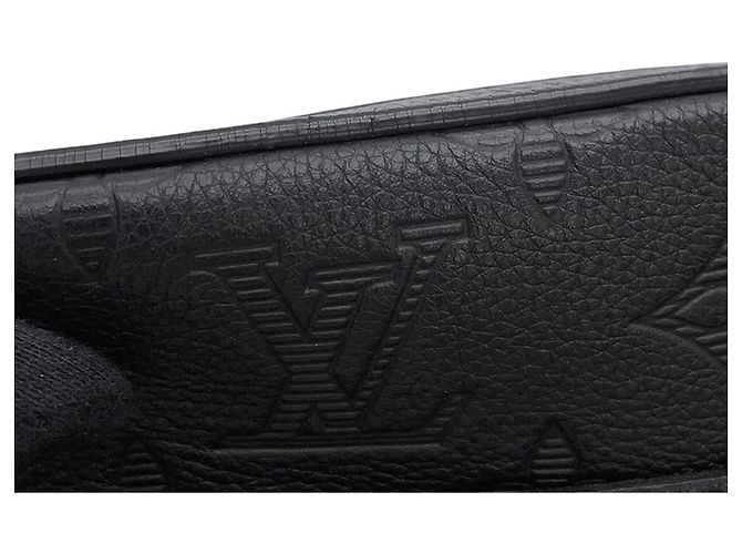 Sac à épaule Trio Monogram Shadow Louis Vuitton Noir - vue 8