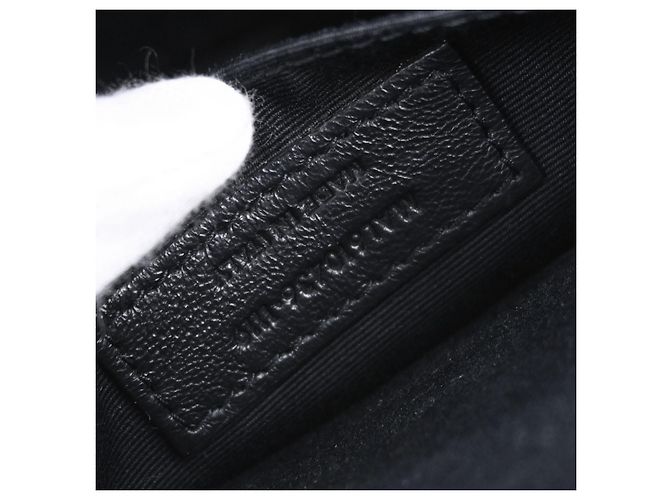 Autre Marque Saint Laurent Vinyle Round Belt Matelasse Chevron Leather Baby Nero - vista 5
