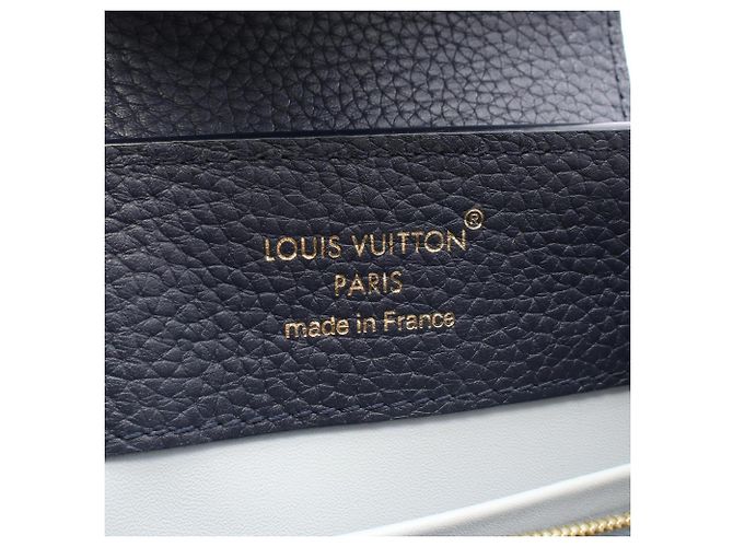 Louis Vuitton Capucines BB 2-Way Handtasche Mehrfarben Marineblau - Ansicht 4
