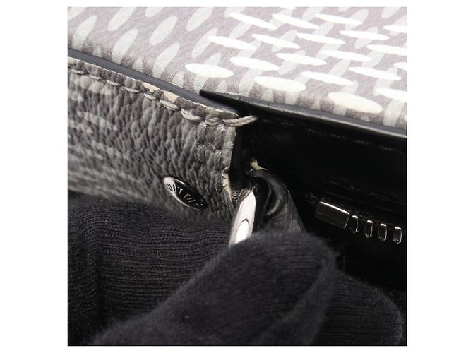 Bolsa Trio Messenger Louis Vuitton Marrom Branco - vista 8