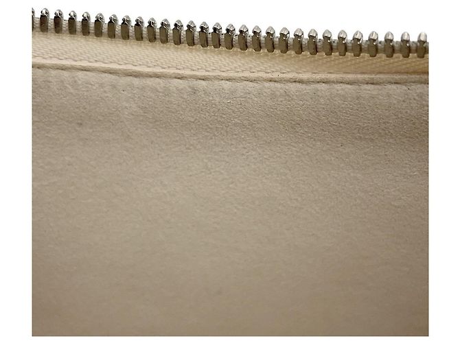 Louis Vuitton Epi Easy Pouch Schultertasche - Ansicht 8