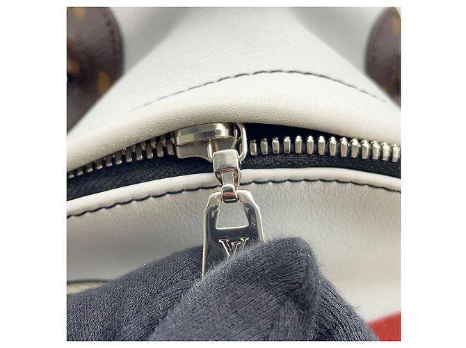 Louis Vuitton Monogram Leather Palm Springs Backpack PM White Multiple colors - view 12