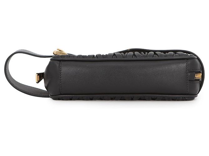 Clutch Miu Miu in pelle Matelassé Nero - vista 3