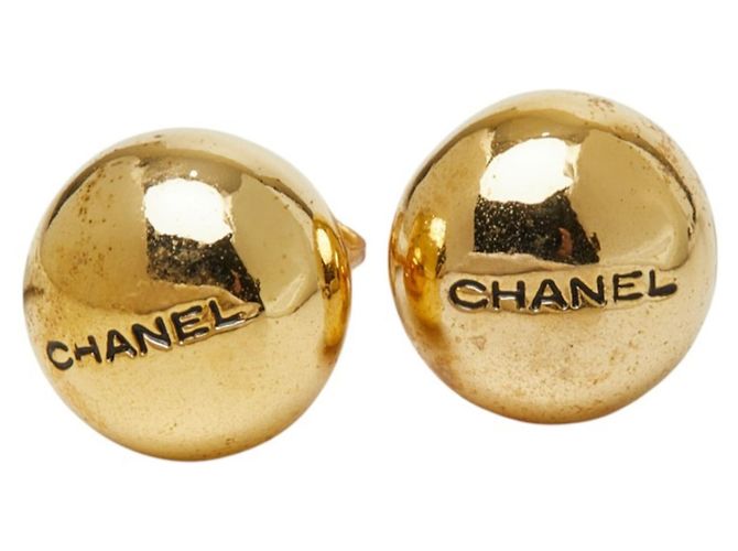 Pendientes de botón Chanel chapados en oro - vista 2