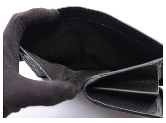 Portafoglio bi-fold Prada Saffiano Triangolo Nero - vista 10